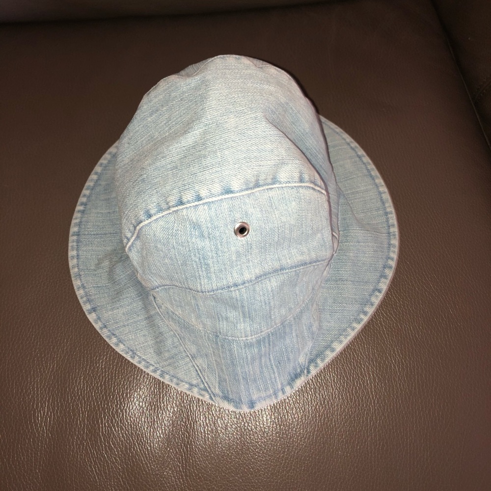 Armani exchange Hat